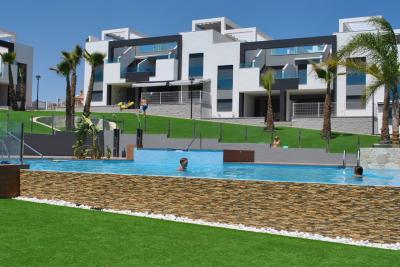 Ground floor apartment in Oasis Beach Punta Prima 8 Nº 039 in España Casas