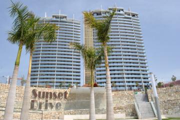 Sunset Drive Holiday Rentals 225 | sunsetdrivebenidorm.com in España Casas