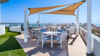 Ocean Dream – Luxury apartments on the beach in Punta Prima in España Casas